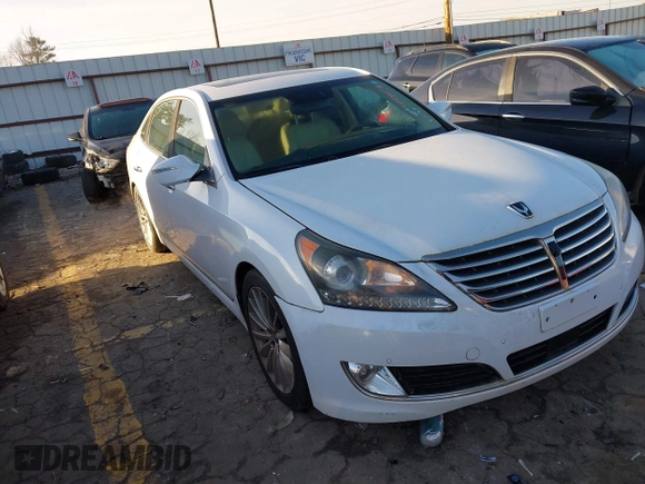 2014 Hyundai Equus Signature with VIN KMHGH4JH2EU083333, listed as a IAAI auction lot 41456178 with 111,929 mi miles and . Bid and sale history available at DreamBid. Image 1.