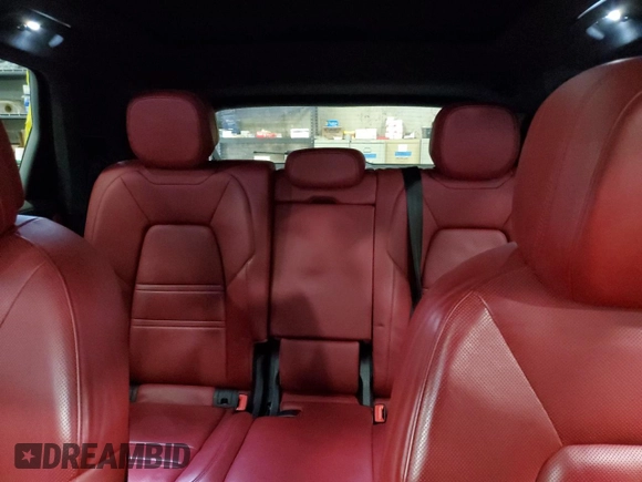 2019 Porsche Cayenne S z VIN WP1AB2AY5KDA60686, wystawiony jako Copart lot #68155912 z przebiegiem 48 987 mil mil oraz . Historia ofert i sprzedaży dostępna na DreamBid. Obrazek 10.