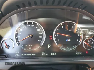 2017 BMW X5 M z VIN 5YMKT6C38H0X20710, wystawiony jako Copart lot #56927285 z przebiegiem 81 524 mil mil oraz Szkody całkowita. Historia ofert i sprzedaży dostępna na DreamBid. Obrazek 9.