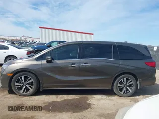 2018 Honda Odyssey Elite with VIN 5FNRL6H96JB069458, listed as a IAAI auction lot 41687526 with 41,004 mi miles and . Bid and sale history available at DreamBid. Image 14.