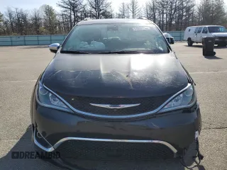 2020 Chrysler Pacifica Limited z VIN 2C4RC1GG1LR150619, wystawiony jako Copart lot #54388955 z przebiegiem 59 297 mil mil oraz Szkoda całkowita • Salvage title. Historia ofert i sprzedaży dostępna na DreamBid. Obrazek 5.