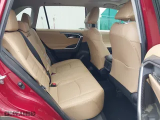 2021 Toyota RAV4 XLE Premium with VIN 2T3C1RFV0MW119864, listed as a IAAI auction lot 41760698 with 30,350 mi miles. Bid and sale history available at carsss.com. Image 8.