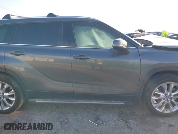 2023 Toyota Highlander L with VIN 5TDKDRAHXPS518355, listed as a IAAI auction lot 41115413 with 17,646 mi miles and . Bid and sale history available at DreamBid. Image 13.
