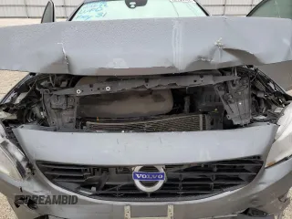 2018 Volvo S60 Dynamic with VIN YV126MFL7J2457355, listed as a Copart auction lot 72155102 with 92,379 mi miles. Bid and sale history available at carsss.com. Image 13.