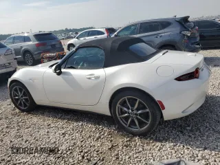2020 Mazda MX-5 Miata Grand Touring z VIN JM1NDAD78L0417426, wystawiony jako Copart lot #62725524 z przebiegiem Nie podano mil oraz Szkoda całkowita • Salvage title. Historia ofert i sprzedaży dostępna na DreamBid. Obrazek 2.
