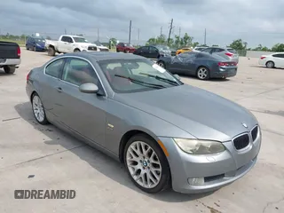 2009 BMW 3 Series 328i xDrive z VIN WBAWV53549PF95715, wystawiony jako IAAI lot #42296949 z przebiegiem 182 003 mil mil oraz . Historia ofert i sprzedaży dostępna na DreamBid. Obrazek 1.
