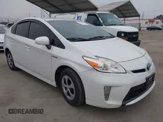 2015 Toyota Prius Four with VIN JTDKN3DU4F0465818, listed as a IAAI auction lot 42098190 with 186,911 mi miles. Bid and sale history available at carsss.com. Image 1.