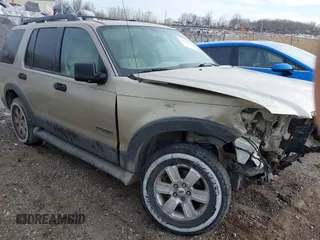 2006 Ford Explorer XLT with VIN 1FMEU73E46UA11137, listed as a IAAI auction lot 41995188 with 166,874 mi miles. Bid and sale history available at carsss.com. Image 14.