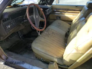 1971 Cadillac Eldorado z VIN 693671Q424620, wystawiony jako Copart lot #48917885 z przebiegiem Nie podano mil oraz Szkoda całkowita • Salvage title. Historia ofert i sprzedaży dostępna na DreamBid. Obrazek 7.