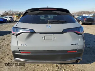 2024 Honda HR-V Sport with VIN 3CZRZ2H56RM772452, listed as a Copart auction lot 85646414 with 8,848 mi miles and Salvage Title. Bid and sale history available at carsss.com. Image 6.