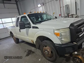 2011 Ford F-250 XL with VIN 1FT7X2B63BEC07690, listed as a IAAI auction lot 42827998 with 416,255 mi miles and . Bid and sale history available at DreamBid. Image 7.