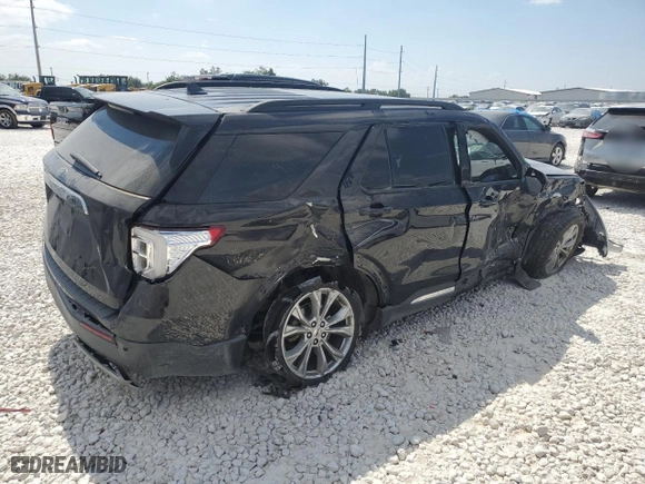 2020 Ford Explorer XLT with VIN 1FMSK7DH8LGC90104, listed as a Copart auction lot 72789364 with 0 mi miles and Salvage Title. Bid and sale history available at carsss.com. Image 3.