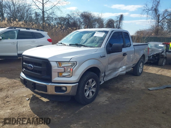 2016 Ford F-150 XL with VIN 1FTEX1C88GFA51522, listed as a IAAI auction lot 41674507 with 154,743 mi miles and . Bid and sale history available at carsss.com. Image 18.