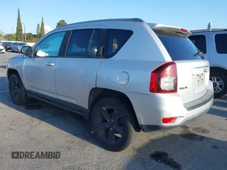 2014 Jeep Compass Sport with VIN 1C4NJDBB4ED567515, listed as a IAAI auction lot 42138801 with 183,673 mi miles. Bid and sale history available at carsss.com. Image 3.