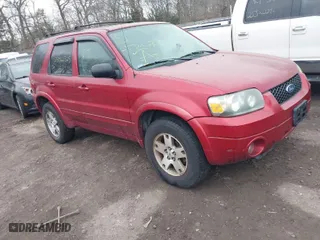2005 Ford Escape Limited with VIN 1FMYU94155KA52665, listed as a IAAI auction lot 41736416 with 999,999 mi miles. Bid and sale history available at carsss.com. Image 1.