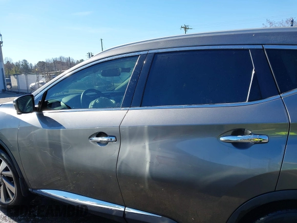 2021 Nissan Murano SL with VIN 5N1AZ2CS3MC117994, listed as a IAAI auction lot 41332184 with 20,600 mi miles and . Bid and sale history available at DreamBid. Image 14.