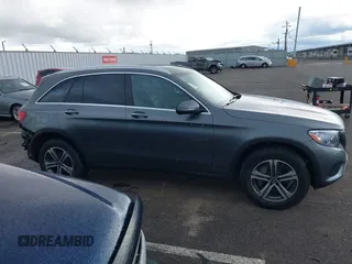 2019 Mercedes-Benz GLC with VIN WDC0G4KB5KF617793, listed as a IAAI auction lot 41916787 with 34,821 mi miles. Bid and sale history available at carsss.com. Image 14.