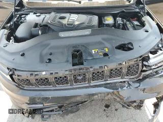 2024 Jeep Grand Wagoneer Series II z VIN 1C4SJSFP7RS103472, wystawiony jako Copart lot #70986124 z przebiegiem 2 799 mil mil oraz Szkoda całkowita • Salvage title. Historia ofert i sprzedaży dostępna na DreamBid. Obrazek 13.