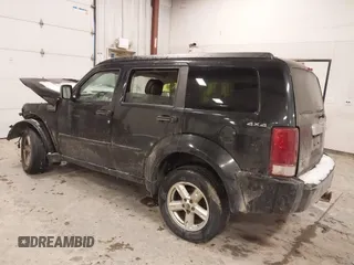 2010 Dodge Nitro SXT z VIN 1D4PU5GK4AW126578, wystawiony jako IAAI lot #41545180 z przebiegiem 203 078 mil mil oraz . Historia ofert i sprzedaży dostępna na DreamBid. Obrazek 3.