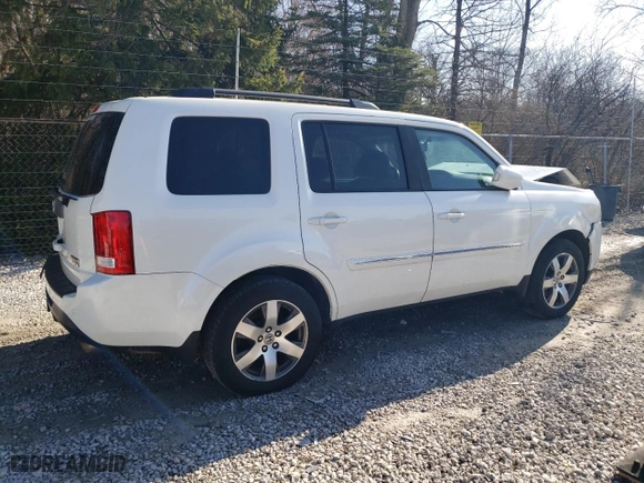 2015 Honda Pilot Touring with VIN 5FNYF4H9XFB014929, listed as a Copart auction lot 49405485 with 151,954 mi miles and Salvage Title. Bid and sale history available at carsss.com. Image 3.