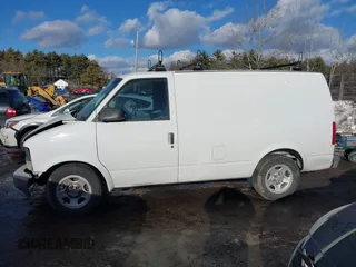 2004 Chevrolet Astro Cargo Van with VIN 1GCDM19XX4B117946, listed as a IAAI auction lot 41483281 with 188,593 mi miles. Bid and sale history available at carsss.com. Image 14.