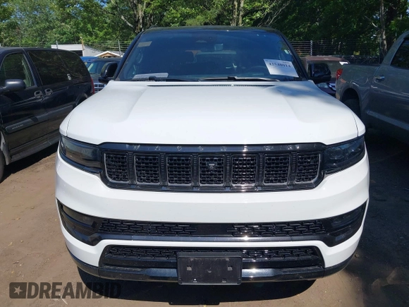 2024 Jeep Grand Wagoneer Series II с VIN 1C4SJSFP8RS150090, выставлен на аукционе IAAI как лот 42548014 с пробегом 34 755 миль миль и . История ставок и продаж доступна на DreamBid. Изображение 6.