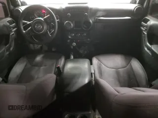 2013 Jeep Wrangler Unlimited Sport with VIN 1C4BJWDG1DL684402, listed as a Copart auction lot 81621904 with 163,726 mi miles and Clean Title. Bid and sale history available at carsss.com. Image 8.