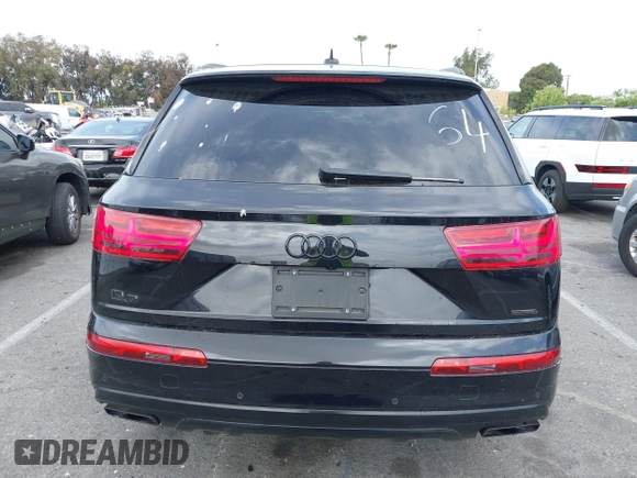 2018 Audi Q7 Premium Plus with VIN WA1LHAF71JD021489, listed as a IAAI auction lot 42233192 with 103,896 mi miles and . Bid and sale history available at DreamBid. Image 16.