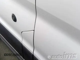 2021 Ford Transit Cargo z VIN 1FTYE1C84MKA94597, wystawiony jako IAAI lot #42704426 z przebiegiem 74 850 mil mil oraz . Historia ofert i sprzedaży dostępna na DreamBid. Obrazek 5.