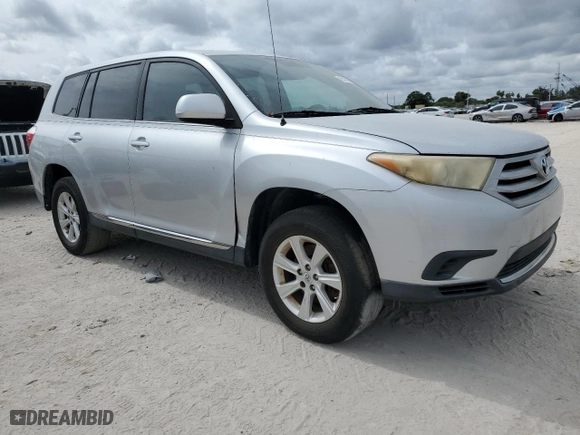 2011 Toyota Highlander with VIN 5TDZA3EH1BS015949, listed as a Copart auction lot 45540465 with 0 mi miles and Clean Title. Bid and sale history available at carsss.com. Image 4.