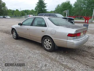 2001 Toyota Camry CE with VIN 4T1BG22K31U078888, listed as a IAAI auction lot 42137226 with 269,193 mi miles. Bid and sale history available at carsss.com. Image 3.