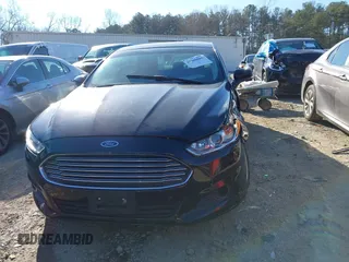 2016 Ford Fusion S with VIN 3FA6P0G74GR261768, listed as a IAAI auction lot 41260069 with 91,840 mi miles. Bid and sale history available at carsss.com. Image 11.