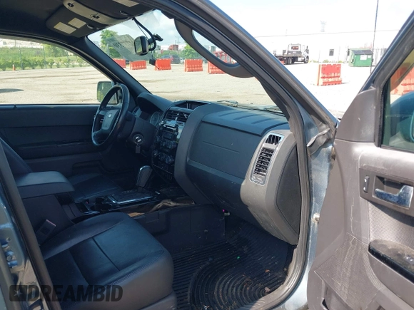 2011 Ford Escape Limited с VIN 1FMCU0E74BKA91963, выставлен на аукционе IAAI как лот 42737330 с пробегом 188 807 миль миль и . История ставок и продаж доступна на DreamBid. Изображение 5.