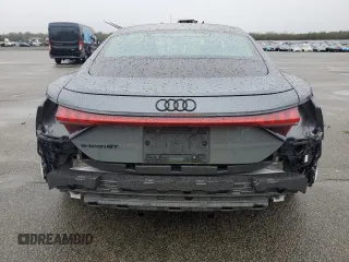 2022 Audi e-tron GT Premium Plus z VIN WAUCJBFW6N7005183, wystawiony jako Copart lot #48928955 z przebiegiem 58 325 mil mil oraz Szkoda całkowita • Salvage title. Historia ofert i sprzedaży dostępna na DreamBid. Obrazek 6.