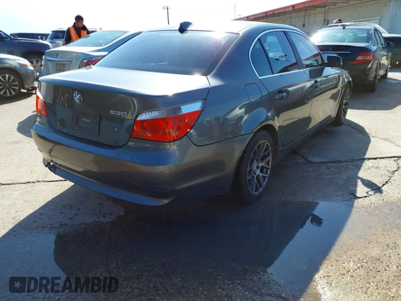2006 BMW 5 Series 530i with VIN WBANE73516CM43799, listed as a IAAI auction lot 42091976 with 175,980 mi miles and . Bid and sale history available at carsss.com. Image 4.