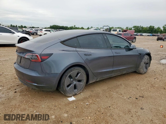 2023 Tesla Model 3 z VIN 5YJ3E1EA0PF622289, wystawiony jako Copart lot #60626335 z przebiegiem 34 158 mil mil oraz Szkoda całkowita • Salvage title. Historia ofert i sprzedaży dostępna na DreamBid. Obrazek 3.