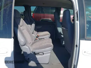 1999 Dodge Caravan SE with VIN 1B4GP44G7XB561333, listed as a IAAI auction lot 42011411 with Not Provided miles and . Bid and sale history available at carsss.com. Image 8.