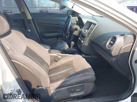 2014 Nissan Maxima S with VIN 1N4AA5AP1EC454361, listed as a IAAI auction lot 42368405 with 279,103 mi miles and . Bid and sale history available at DreamBid. Image 5.