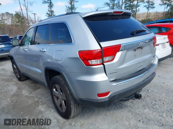 2013 Jeep Grand Cherokee Limited with VIN 1C4RJEBG2DC578388, listed as a IAAI auction lot 41624008 with 182,970 mi miles. Bid and sale history available at carsss.com. Image 3.