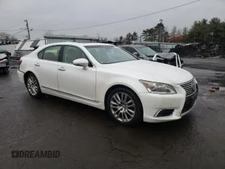 2016 Lexus LS 460 with VIN JTHCL5EF5G5026085, listed as a Copart auction lot 47098375 with 149,339 mi miles and Salvage title. Bid and sale history available at DreamBid. Image 4.