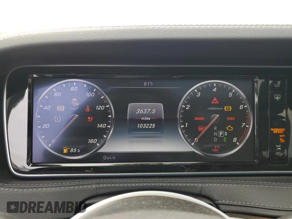 2015 Mercedes-Benz S 550 with VIN WDDUG8FBXFA079688, listed as a Copart auction lot 54261915 with 103,225 mi miles and Salvage Title. Bid and sale history available at DreamBid. Image 9.