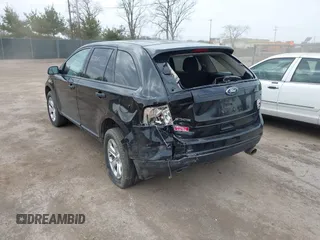 2014 Ford Edge SE with VIN 2FMDK4GCXEBB11921, listed as a IAAI auction lot 42061731 with 124,455 mi miles and . Bid and sale history available at DreamBid. Image 3.