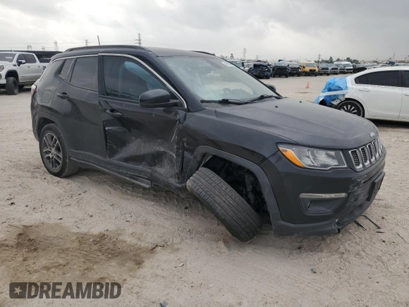 2019 Jeep Compass Latitude с VIN 3C4NJCBB4KT769402, выставлен на аукционе Copart как лот 49258595 с пробегом 100 632 миль миль и Списание • Salvage title. История ставок и продаж доступна на DreamBid. Изображение 4.
