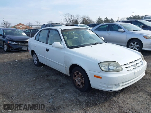 2004 Hyundai Accent GL with VIN KMHCG45C64U539526, listed as a IAAI auction lot 41199434 with 81,442 mi miles. Bid and sale history available at carsss.com. Image 1.