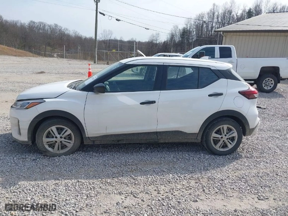 2023 Nissan Kicks S with VIN 3N1CP5BV8PL533129, listed as a IAAI auction lot 41693545 with 1 mi miles. Bid and sale history available at carsss.com. Image 14.