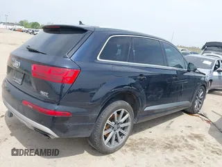 2017 Audi Q7 Prestige with VIN WA1VAAF7XHD032708, listed as a IAAI auction lot 41884093 with 114,408 mi miles and . Bid and sale history available at DreamBid. Image 4.