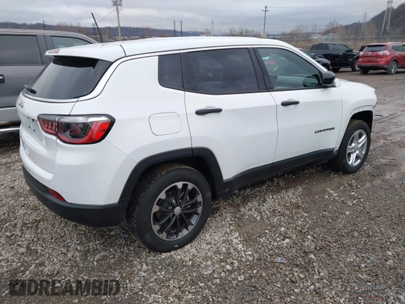 2023 Jeep Compass Sport with VIN 3C4NJDAN0PT516635, listed as a IAAI auction lot 41492162 with 19,315 mi miles and . Bid and sale history available at DreamBid. Image 4.