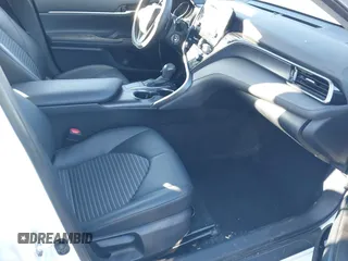 2023 Toyota Camry SE z VIN 4T1G11AKXPU153288, wystawiony jako IAAI lot #41816589 z przebiegiem 33 708 mil mil oraz . Historia ofert i sprzedaży dostępna na DreamBid. Obrazek 5.