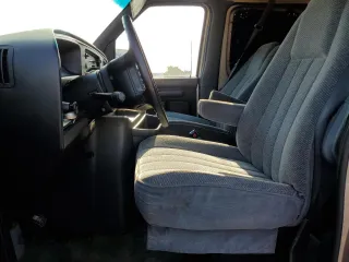1994 Ford Econoline Cargo with VIN 1FTEE14N0RHB57870, listed as a Copart auction lot 52521055 with Not Provided miles and Salvage Title. Bid and sale history available at DreamBid. Image 7.