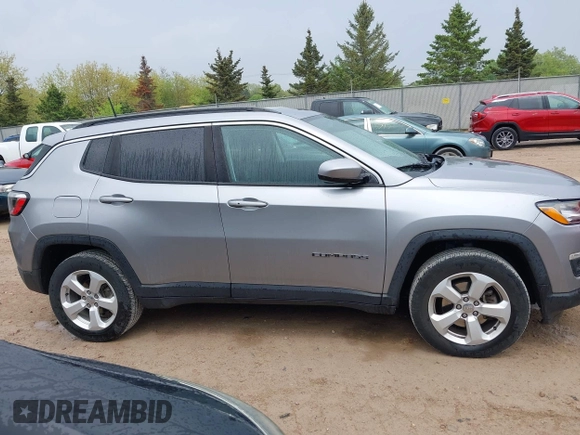 2017 Jeep Compass Latitude z VIN 3C4NJDBB8HT693164, wystawiony jako IAAI lot #42256210 z przebiegiem 52 130 mil mil oraz . Historia ofert i sprzedaży dostępna na DreamBid. Obrazek 13.